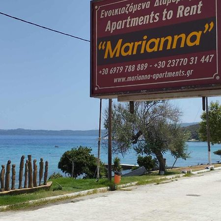 Marianna Apartments Nea Roda Exteriör bild